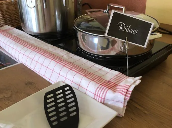 诺里布里克咖啡厅酒店 3*