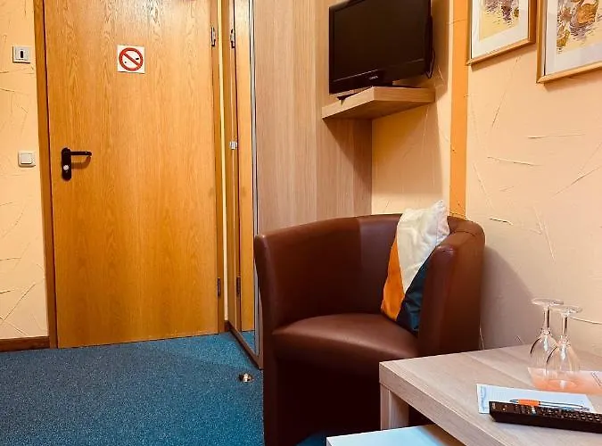 Cafe Restaurant Loreleyblick Hotell 3*